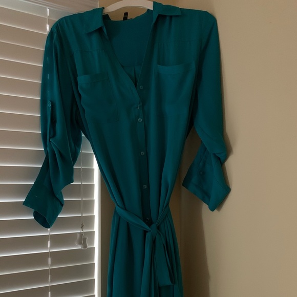 Button down Dress - Picture 1 of 8